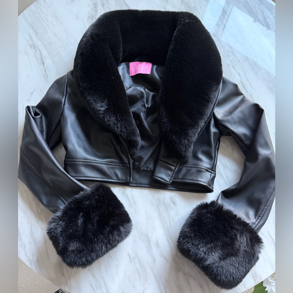 New Azalea Wang Fur Trim Giselle Crop Jacket, Size S - Picture 5 of 6